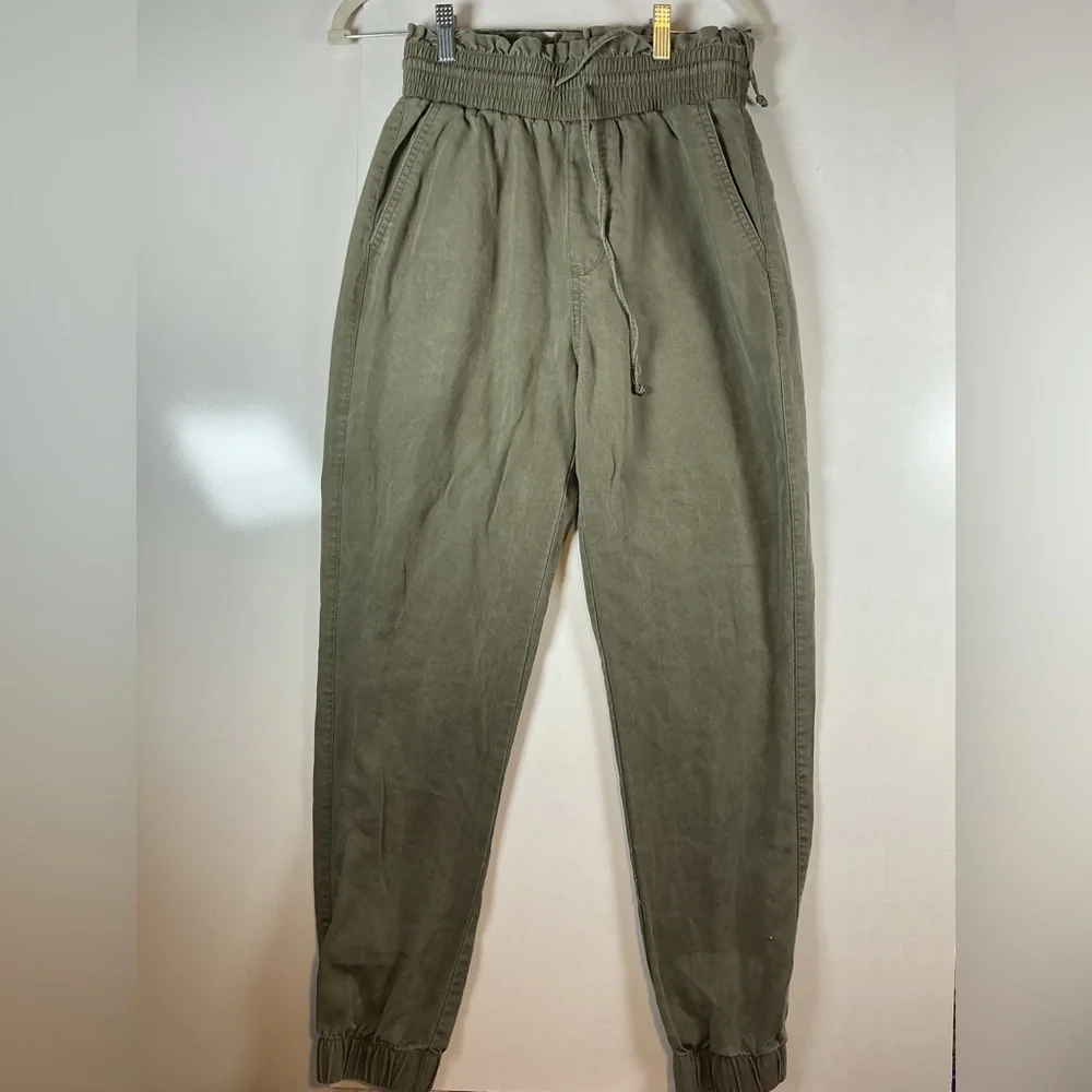 Abercrombie & Fitch Men's Khaki Joggers A0327